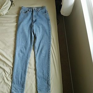 High waisted jeans